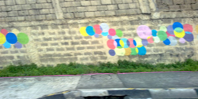 graffiti dots